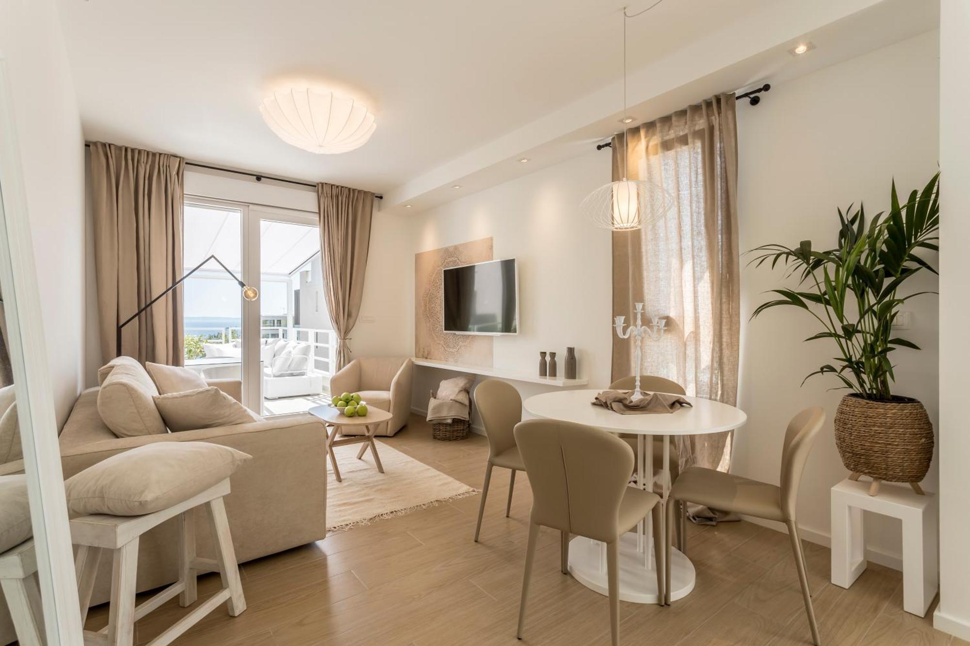 The Pleasurist - Apartment With Private Heated Pool And Terrace Split Zewnętrze zdjęcie